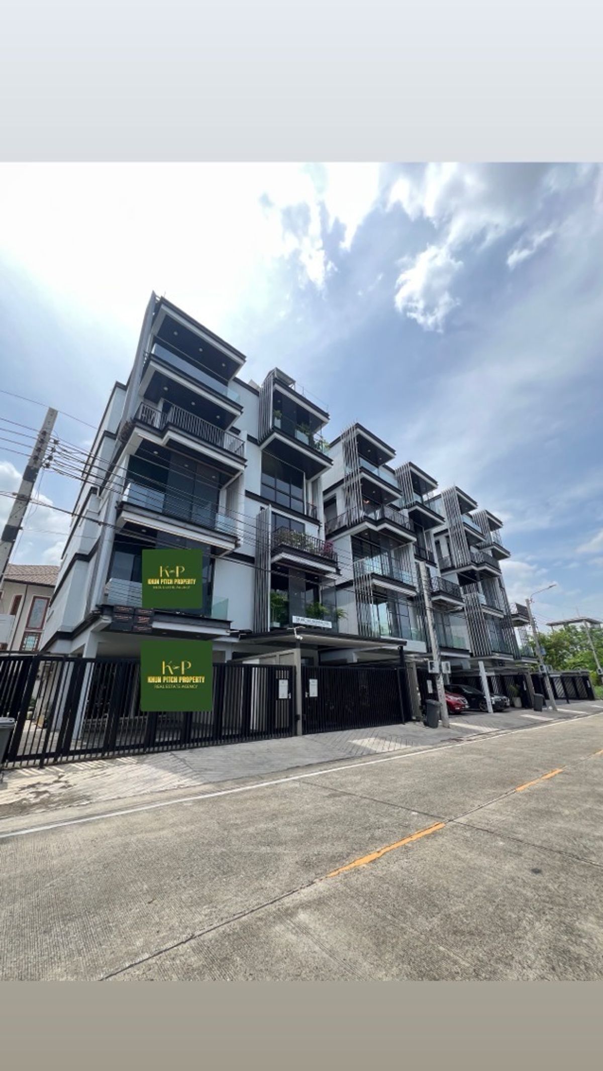 ขายโฮมออฟฟิศพระราม 9 เพชรบุรีตัดใหม่ RCA : 📣 [For Sale] โฮมออฟฟิศพระราม 9 5 ชั้น พร้อมลิฟต์ส่วนตัว ✨ ใจกลางพระราม 9 ซอย 57/1 (Meloft Rama9 Home Office) แต่งครบ พร้อมใช้งาน