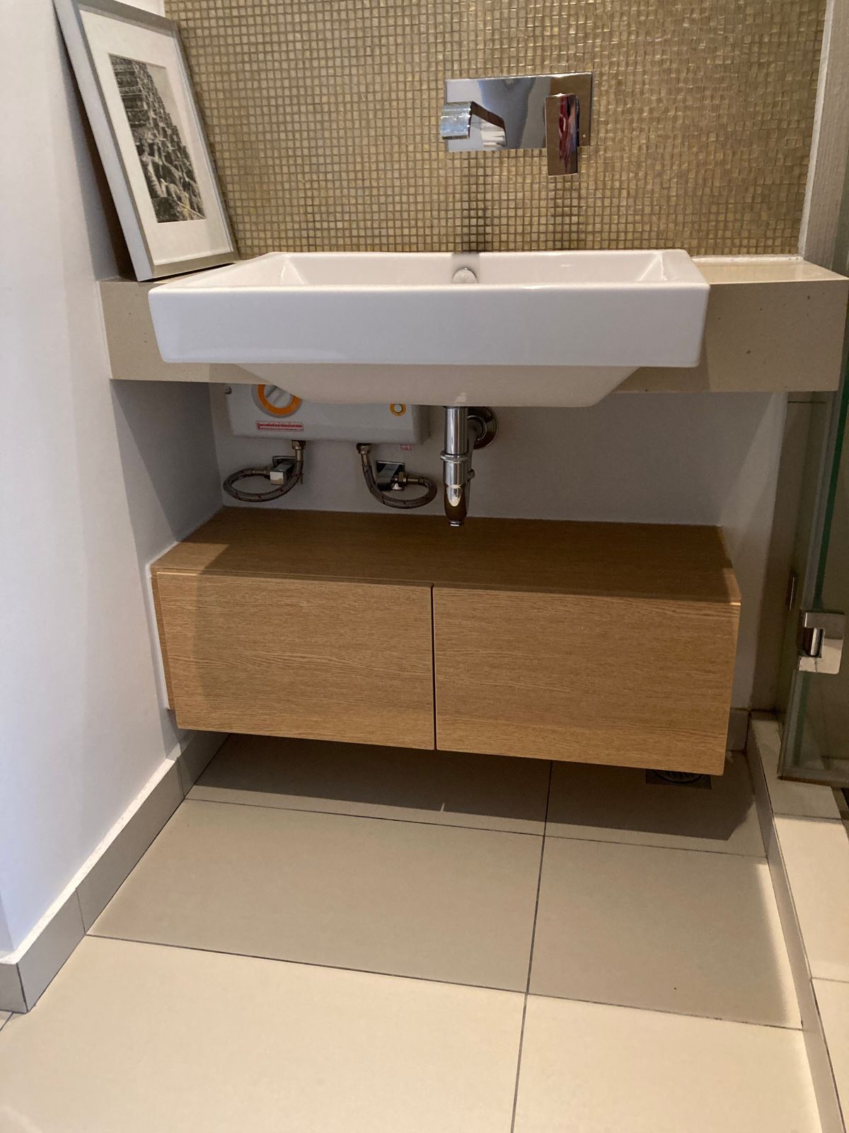 For RentCondoSukhumvit, Asoke, Thonglor : !! Beautiful room for rent. The Lofts Ekkamai (The Loft Ekkamai) near MRT Ekkamai.