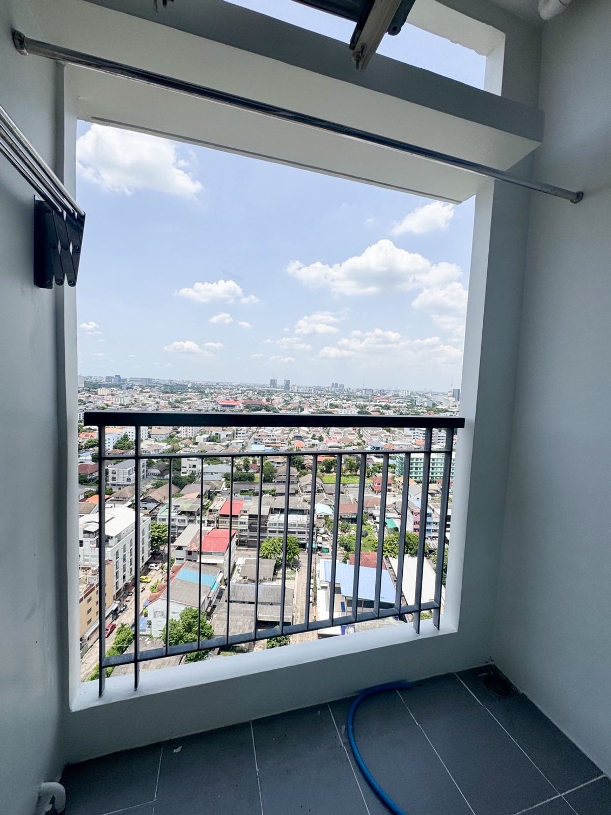 For SaleCondoChaengwatana, Muangthong : sell !! Aspire Condo, Ngamwongwan (Aspire) near The Mall Ngamwongwan (the owner of the sale)