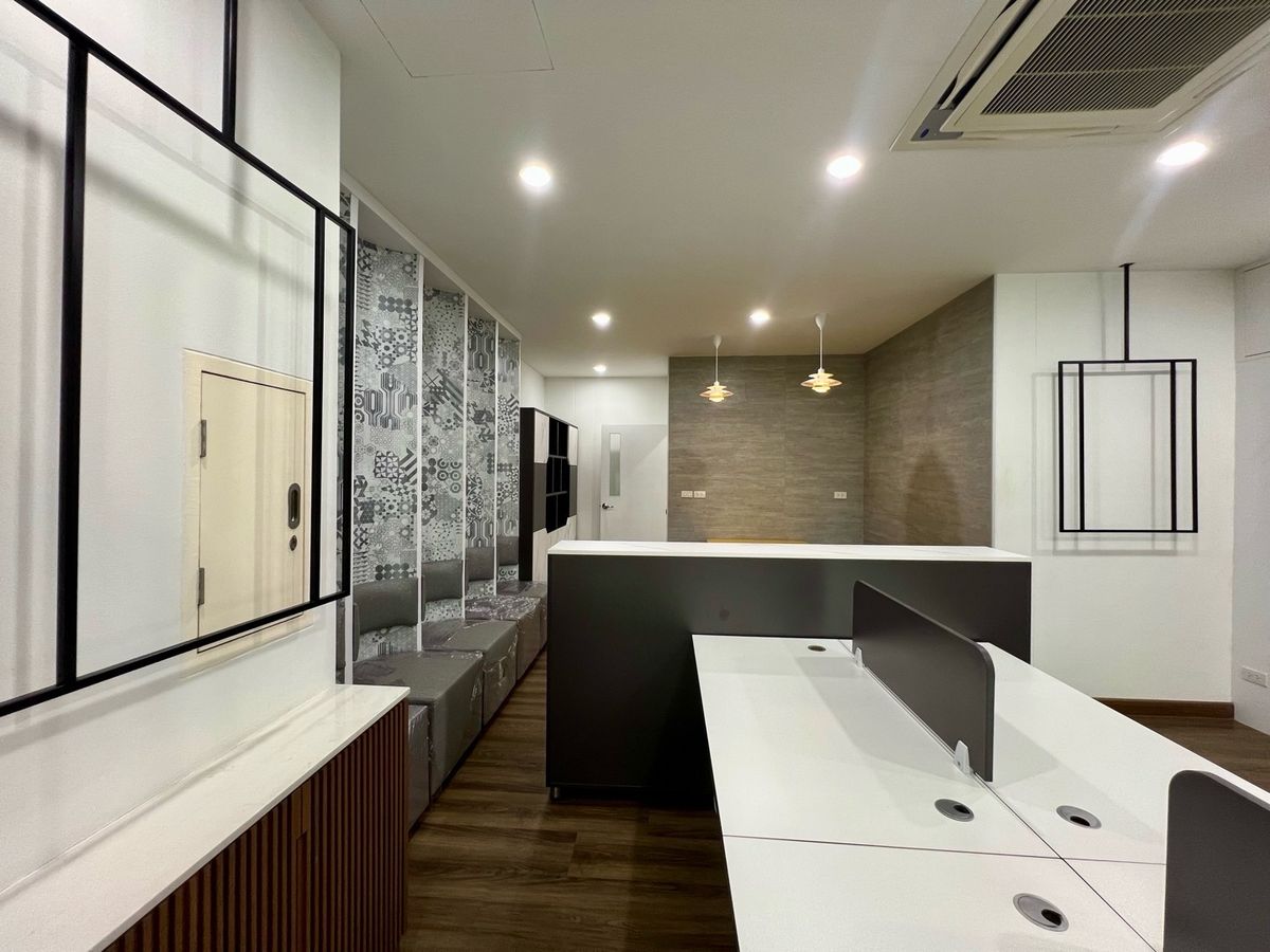 ขายโฮมออฟฟิศพระราม 9 เพชรบุรีตัดใหม่ RCA : 📣 [For Sale] โฮมออฟฟิศพระราม 9 5 ชั้น พร้อมลิฟต์ส่วนตัว ✨ ใจกลางพระราม 9 ซอย 57/1 (Meloft Rama9 Home Office) แต่งครบ พร้อมใช้งาน