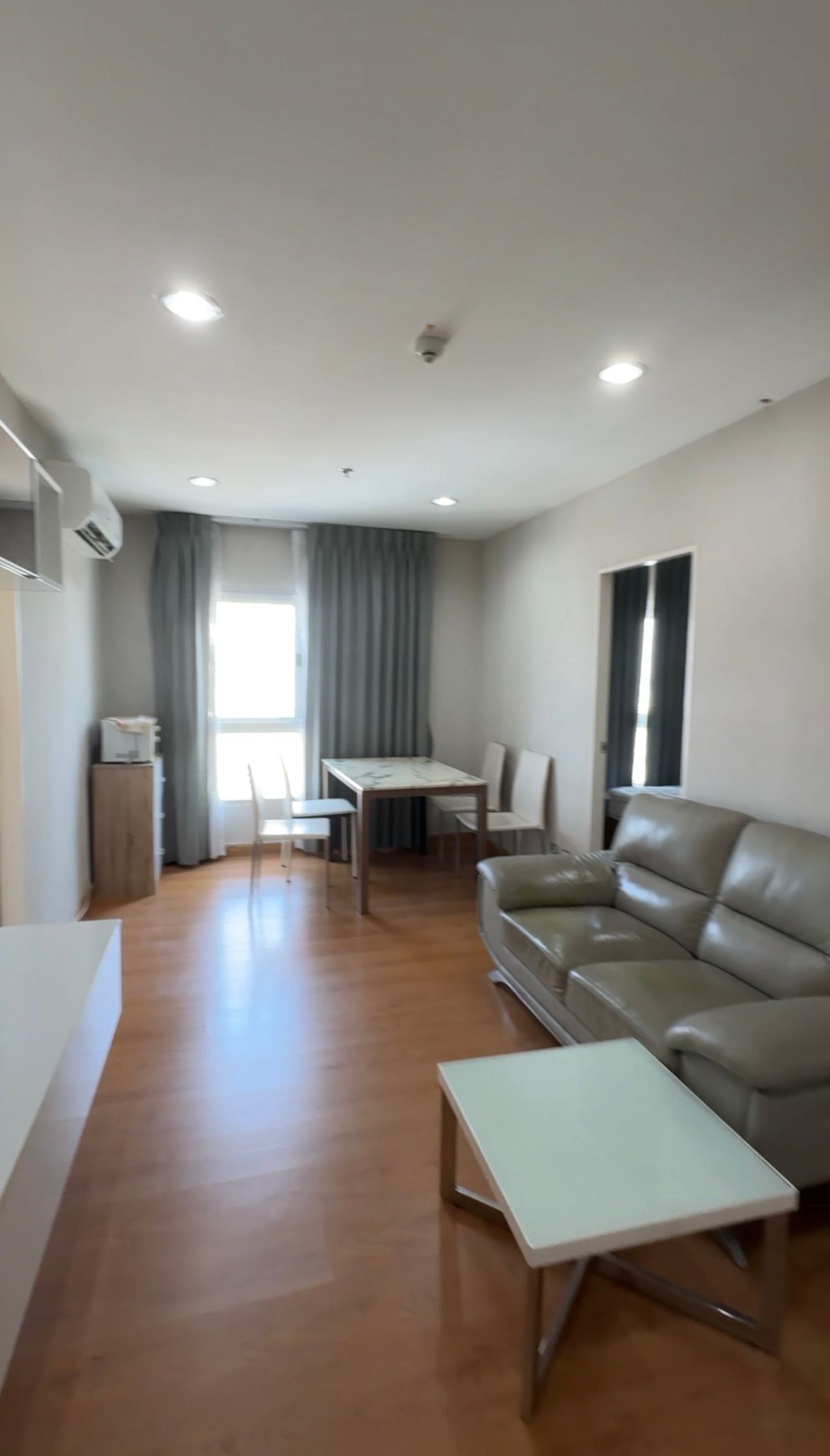 For SaleCondoRama3 (Riverside),Satupadit : Condo for sale in Le Rich, Rama 3, cheap price, 2 bedrooms, 1 bathroom, near the mall 3 minutes.