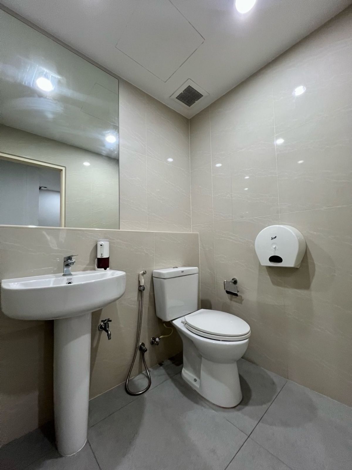 ขายโฮมออฟฟิศพระราม 9 เพชรบุรีตัดใหม่ RCA : 📣 [For Sale] โฮมออฟฟิศพระราม 9 5 ชั้น พร้อมลิฟต์ส่วนตัว ✨ ใจกลางพระราม 9 ซอย 57/1 (Meloft Rama9 Home Office) แต่งครบ พร้อมใช้งาน