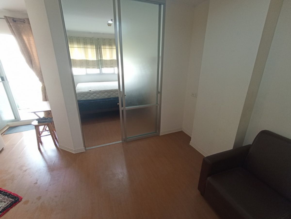 For SaleCondoNawamin, Ramindra : Cheap for sale, room price, 25 sqm. 1 bedroom, Building B, 4th floor, garden view, original condition, with furniture, Lumpini Condo, Condo Town Ram Inthra-Nawamin
