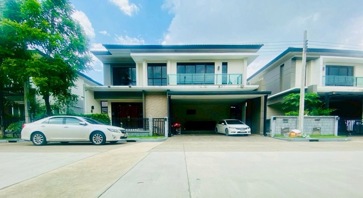 ให้เช่าบ้านพัฒนาการ ศรีนครินทร์ : For rent The City Pattanakarn 97 ให้เช่าบ้านเดี่ยว เดอะ ซิตี้ พัฒนาการ 97 ถนนพัฒนาการตัดใหม่ Code : H8229