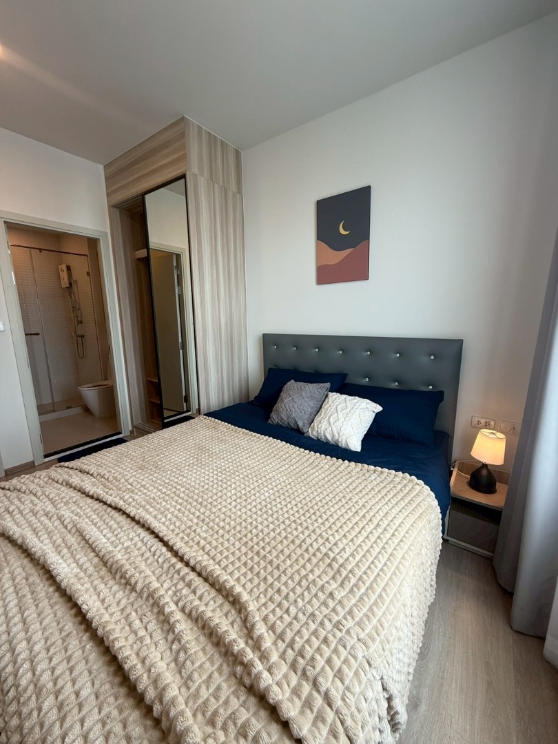 For RentCondoKasetsart, Ratchayothin : 🔥Urgent Rental🔥 Chewathai Kaset-Nawamin, fully furnished, ready to move in, located on a main road near the BTS.