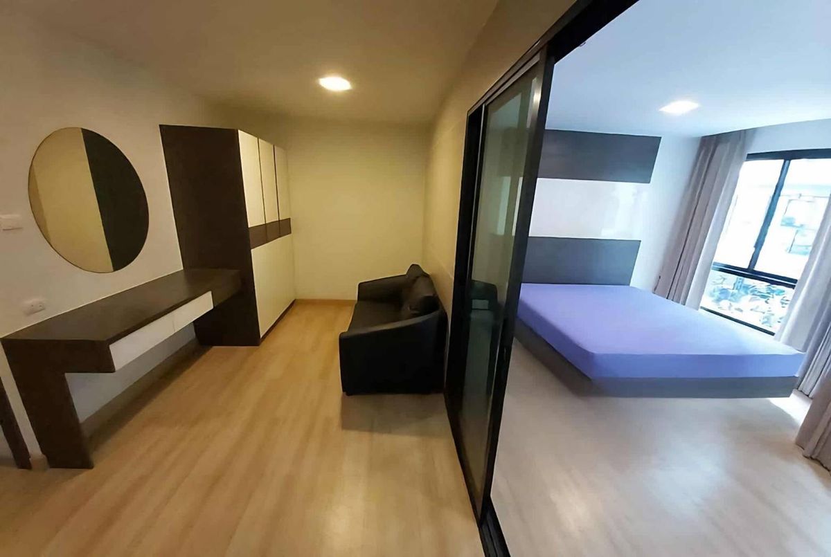 For SaleCondoPattaya, Bangsaen, Chonburi : Selling very cheap !! Living Condo Run Avenue, Bangsaen Fer, complete with a golden location near Burapha University, Laem Thong Department Store, Bangsaen Beach
