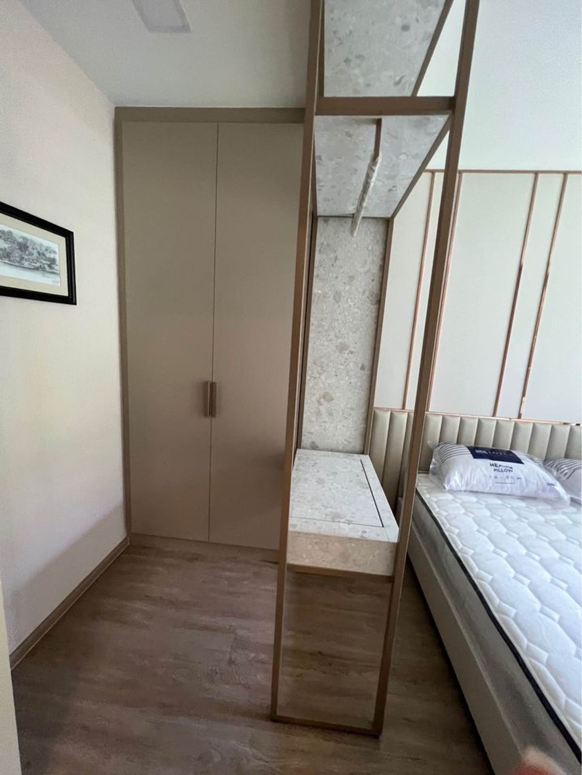 ให้เช่าคอนโดสยาม จุฬา สามย่าน : The Nest Chula Samyan【𝐑𝐄𝐍𝐓】🔥ห้องนี้น่ารักเกินต้าน แต่งหวาน ความเรียบง่ายที่แอบแทรกดีเทลน่ารักไว้ทุกมุม🔥  ติดต่อไลน์ไอดี: @hacondo