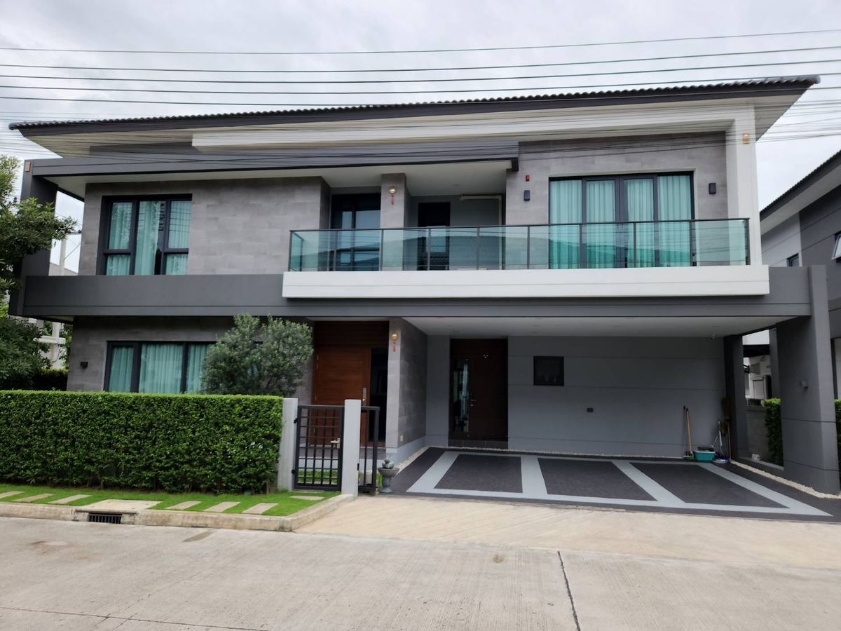 บ้านบางนา แบริ่ง ลาซาล : ขายบ้านเดี่ยว 2 ชั้น The City บางนา 4 นอน 5 น้ำ 3 ที่จอด