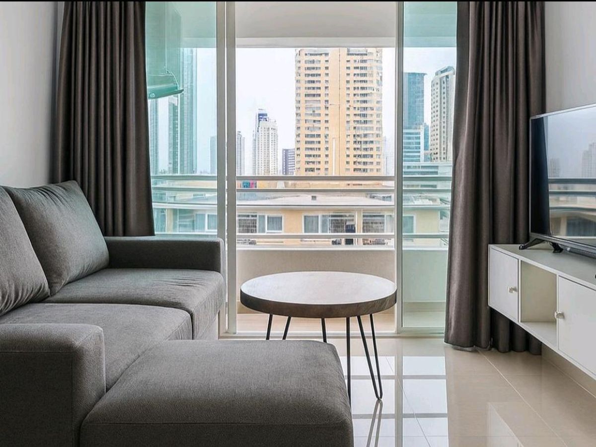 For RentCondoSukhumvit, Asoke, Thonglor : Rent Condo Thonglor Tower, Thonglor Condo 
 Sukhumvit 55 | 2 bedrooms 50 sq.m. 
 Floor 10 | Condo near BTS Thonglor 
