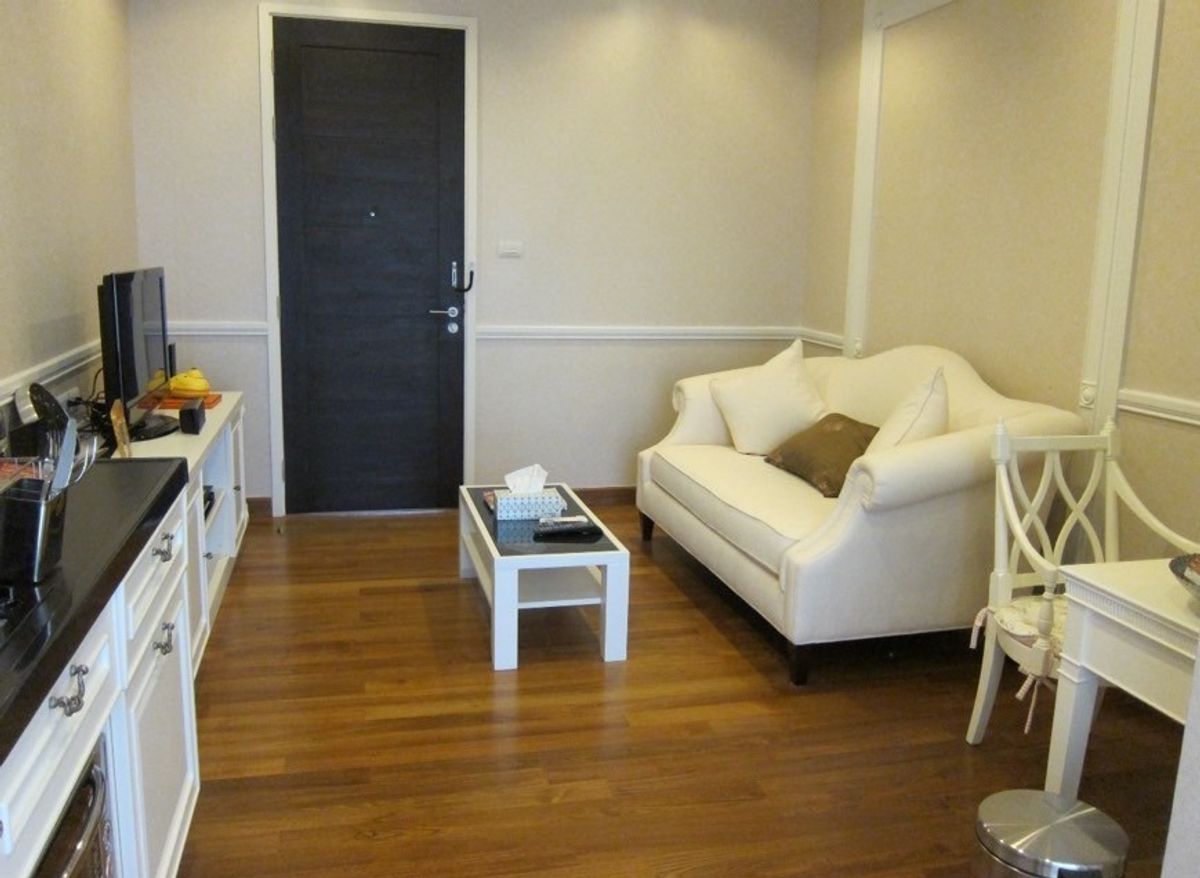 For RentCondoSathorn, Narathiwat : !! Beautiful room for rent Ivy Sathorn near BTS Chong Nonsi