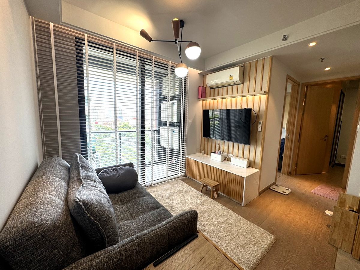 For RentCondoSathorn, Narathiwat : For Rent: Regal Condo Sathorn - Narathiwas (Available Now)