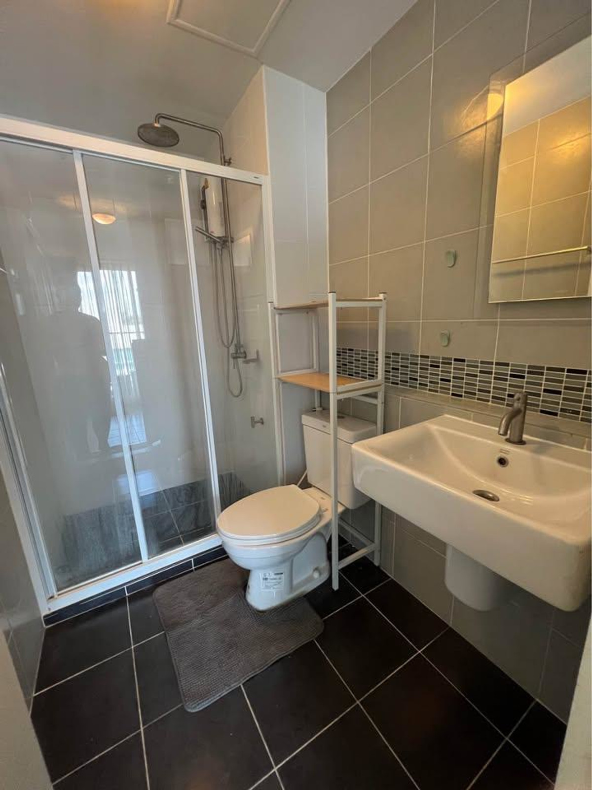 ขายคอนโดวงเวียนใหญ่ เจริญนคร : 🏠Low rise condo📍ใกล้ ศิริราช เพียง 1 กิโลเมตร 📍  ขาย ดีบุรา พรานนก 🔥