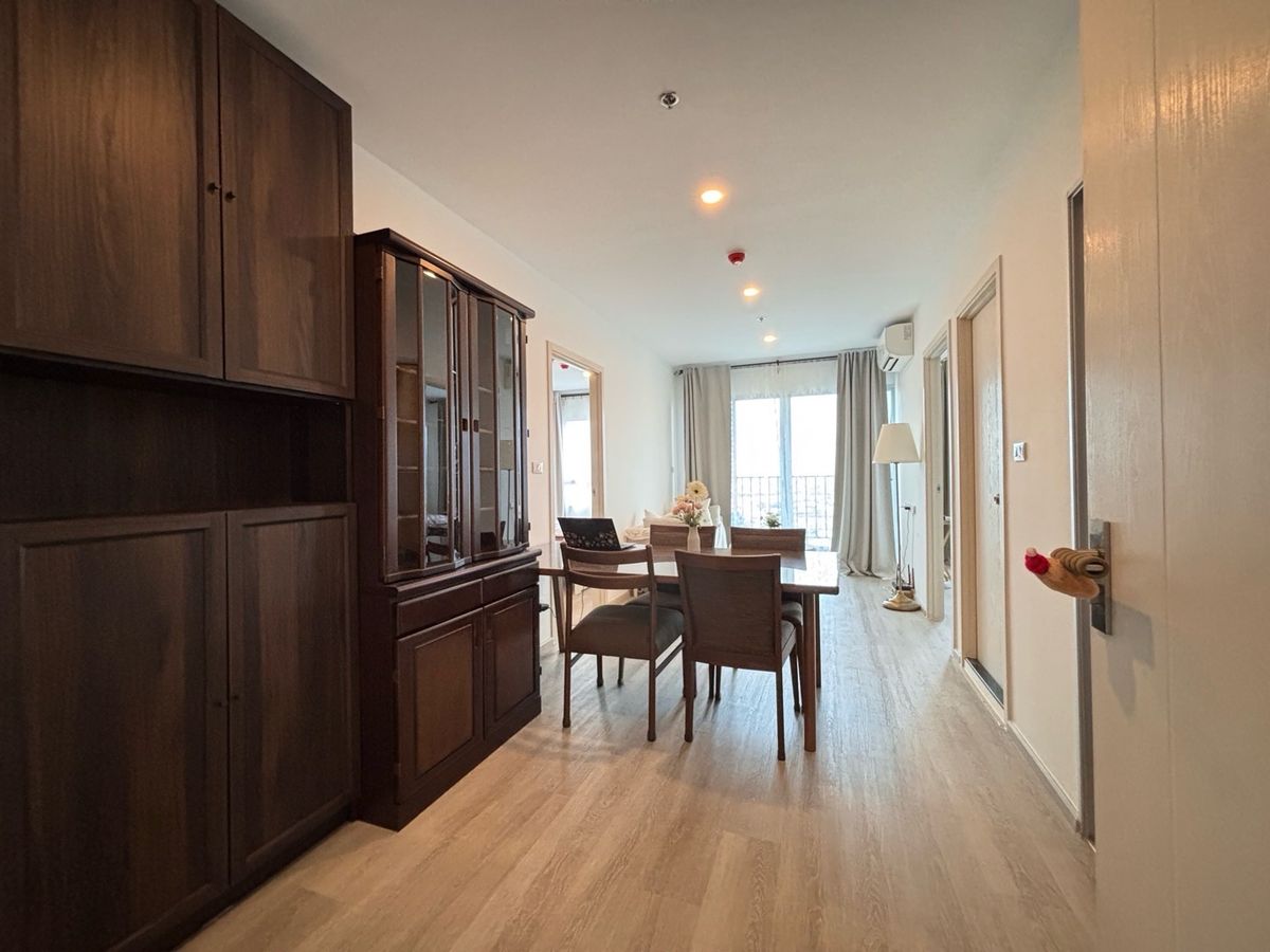 For RentCondoThaphra, Talat Phlu, Wutthakat : Owner Post | 2 Bedrooms, 2 Bathrooms - Closed Kitchen - Brand New & Amp; Beautiful Unit-Convenient Location-Excellent Facilities-North-Facing (Not Hot)-Washer-Dryer Combo Included.