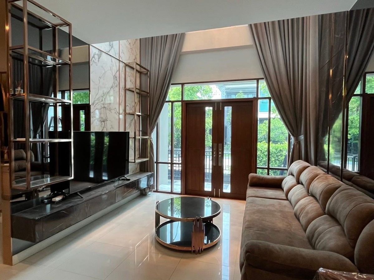 For RentHousePattanakan, Srinakarin : House for Rent: The City Pattanakarn 🏡