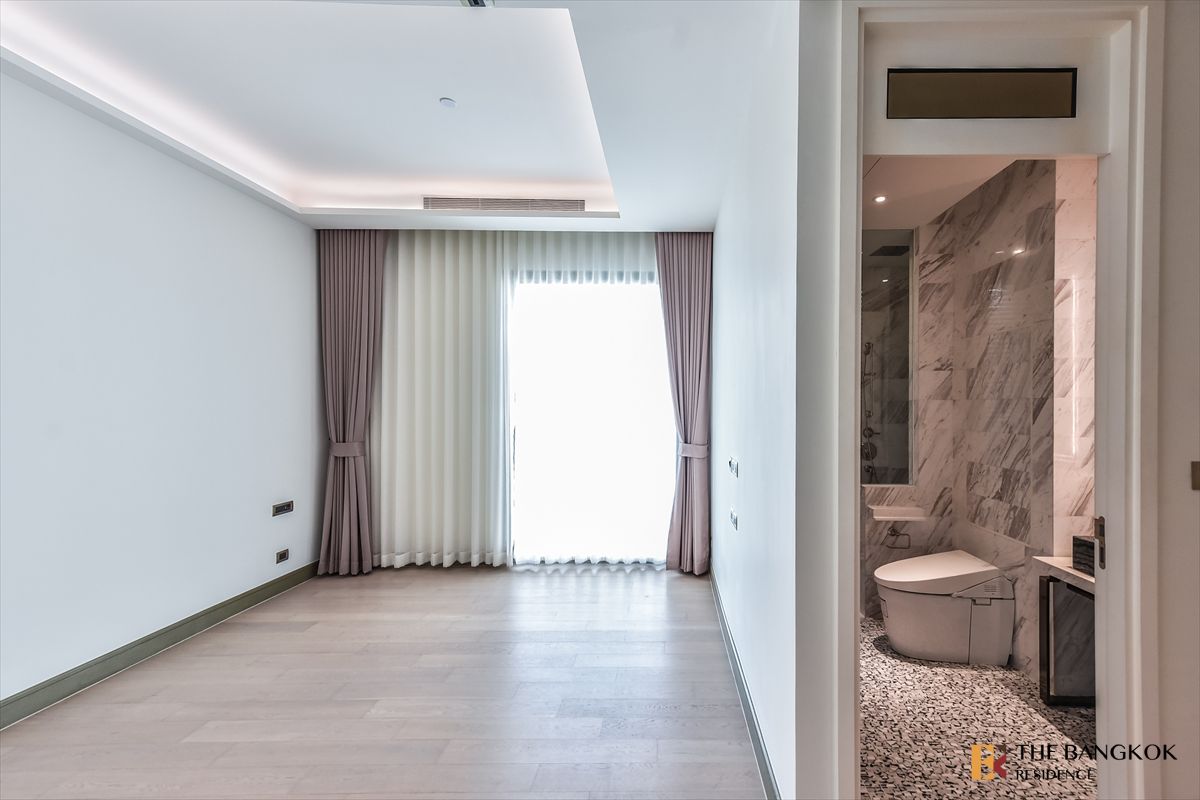 For SaleCondoWongwianyai, Charoennakor : 🔥 Ultra luxury Riverfront Living🔥 The Residence at Mandarin near BTS Khlong San