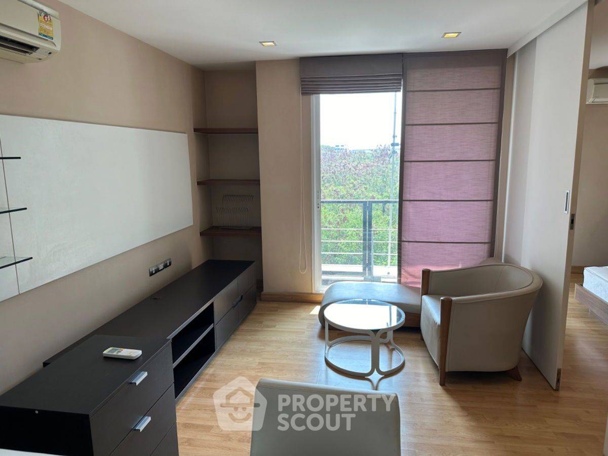For RentCondoOnnut, Udomsuk : 1-BR Condo at Tree Condo Luxe Sukhumvit 52 near BTS On Nut