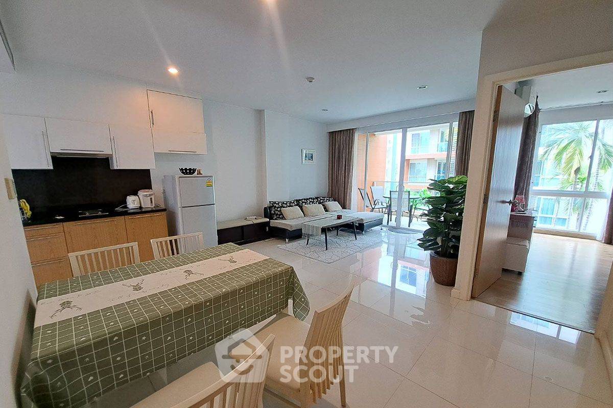 For SaleCondoHuahin, Prachuap Khiri Khan, Pran Buri : 2-BR Condo at The Breeze Hua Hin close to Khao Takiab beach