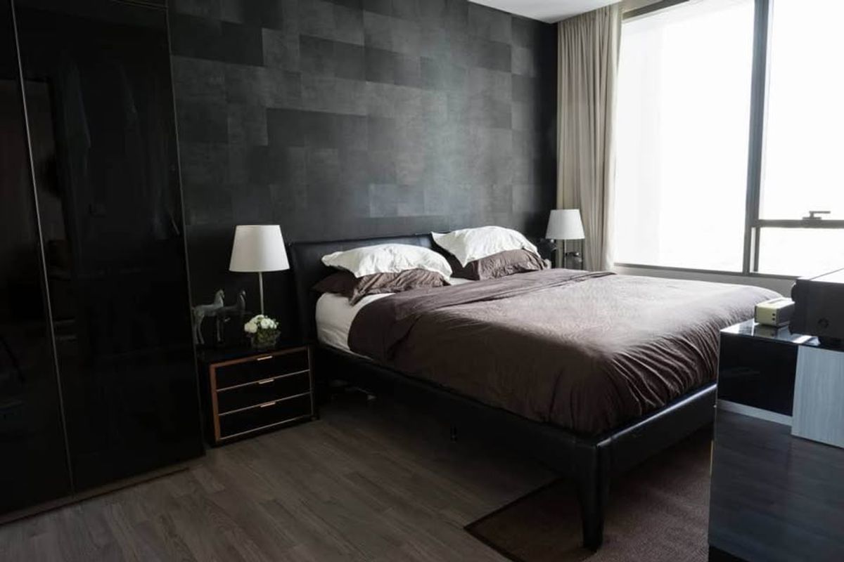 For RentCondoBang Sue, Wong Sawang, Tao Pun : Rent RR597 333 Riverside. Beautiful room, complete furniture near the Bang Pho BTS BTS.