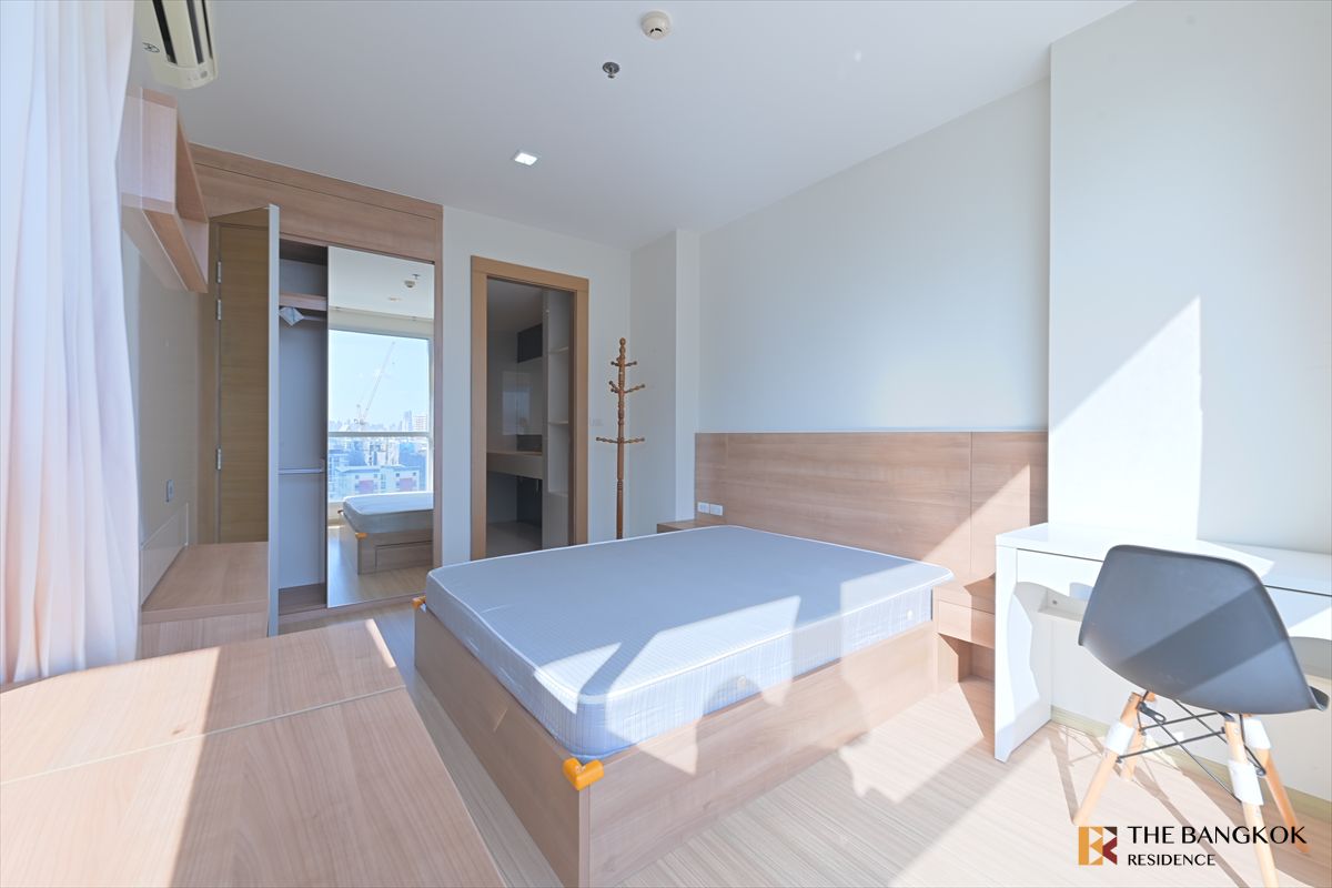 ขายคอนโดรัชดา ห้วยขวาง : ⚡Best Price!  Fully Furnished, ⚡ Rhythm Ratchada-Huaikhwang near MRT Huaikhwang
