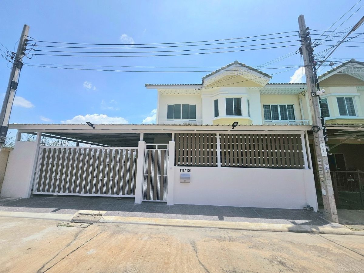 ขายทาวน์โฮมพระราม 2 บางขุนเทียน : 🏠ขาย ทาวน์เฮ้าส์หลังมุม หมู่บ้าน พิศาล บางกระดี่ โครงการ 2 บ้านรีโนเวทใหม่ทั้งหลัง พร้อมอยู่ 