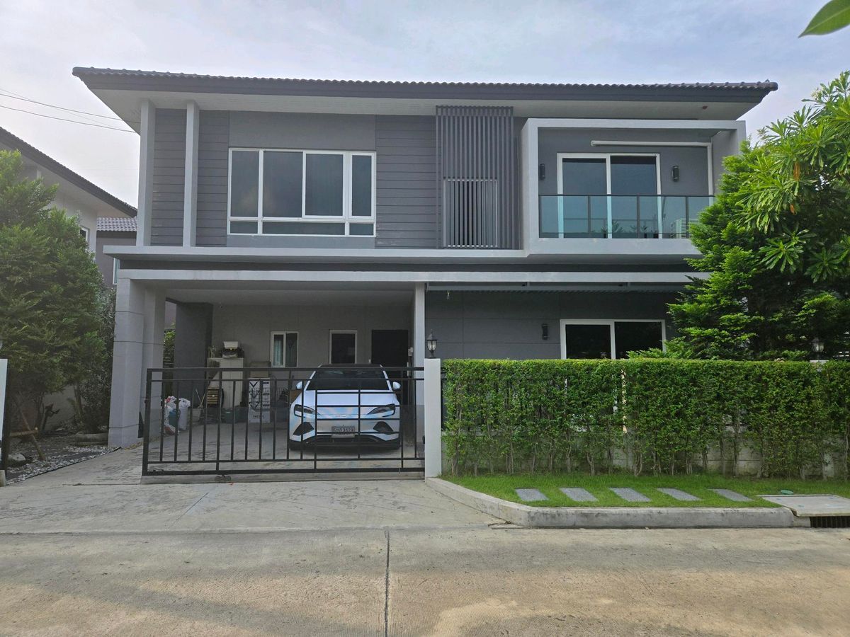 ให้เช่าบ้านปทุมธานี รังสิต ธรรมศาสตร์ : 💥CP-8455💥ให้เช่า บ้านเดี่ยว 2 ชั้น โครงการ เซนโทร พหลโยธิน - วิภาวดี 2 วิวดี เฟอร์ครบ เครื่องใช้ไฟฟ้าครบ 👉แอดไลน์ @luxeliving