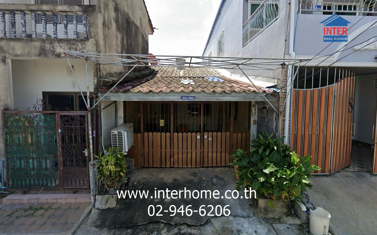 For SaleTownhomeLadkrabang, Suwannaphum Airport : 2-story townhouse 19 sq.w. Romklao Housing Village, Lat Krabang 4-8, Romklao Road, Lat Krabang District, Bangkok