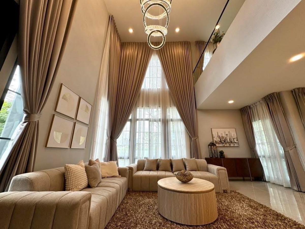 ให้เช่าบ้านบางนา แบริ่ง ลาซาล : Salila🚩Luxury House for Rent – The City Bangna 2 : Exclusive luxury house in Bangna area, close to Mega Bangna, expressway, motorway, and Suvarnabhumi Airport. Ideal for family residence or executive living.
