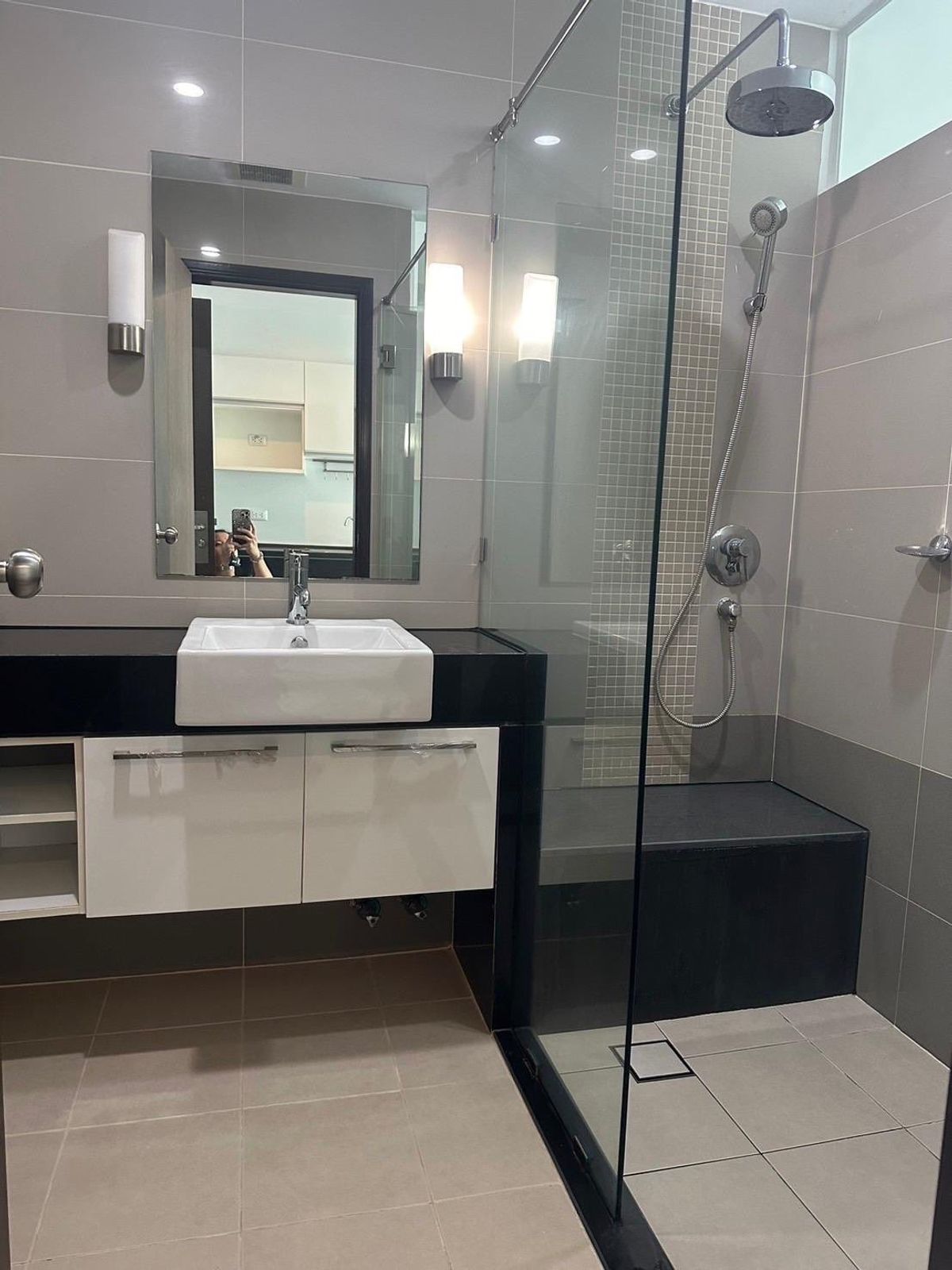 For SaleCondoWongwianyai, Charoennakor : Condo for sale Supalai River Resort. Price 2,700,000 baht [MKS250805]