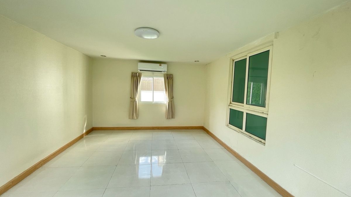 บ้านเกษตร นวมินทร์ ลาดปลาเค้า : 📢👇 บ้านหลังนี้ออกแบบตามหลักฮวงจุ้ย เหมาะทั้งสำหรับอยู่อาศัยและทำโฮมออฟฟิศเดินทางสะดวก ใกล้จุดขึ้น-ลงทางด่วนเอกมัย–รามอินทรา