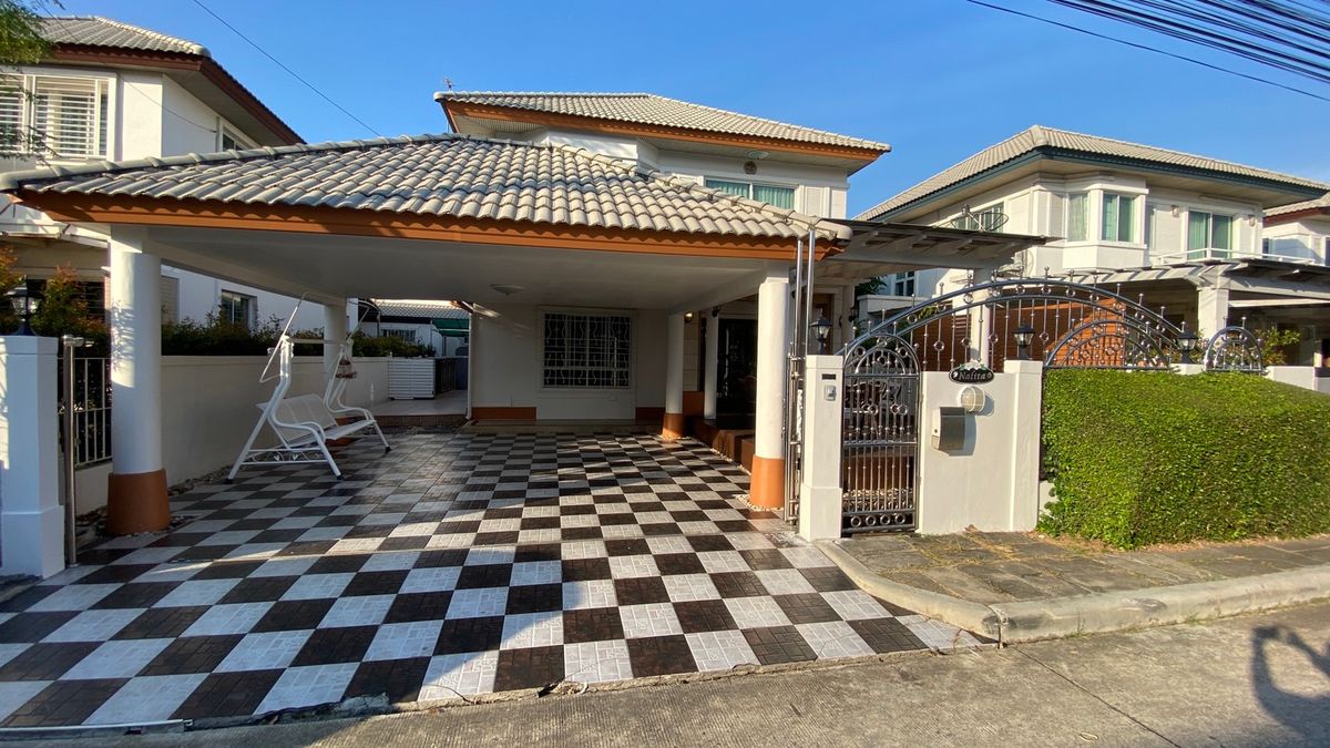 ให้เช่าบ้านแจ้งวัฒนะ เมืองทอง : บ้านเดี๋ยว 2 ชั้น หลังใหญ่ใกล้เมืองทองธานี สวย สะอาด พร้อมอยู่ หรูหราด้วยเฟอร์นิเจอร์เกรดเอ ให้เช่า หมู่บ้าน ชวนชื่น โมดัส เซนโทร (แจ้งวัฒนะ) Chuan Chuen Modus Centro