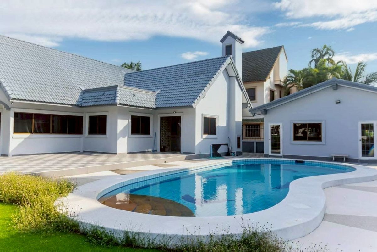 For RentHousePattaya, Bangsaen, Chonburi : Ret: Property code H2286 🏡 Pool Villa for Rent - Location: Maprachan Pattaya