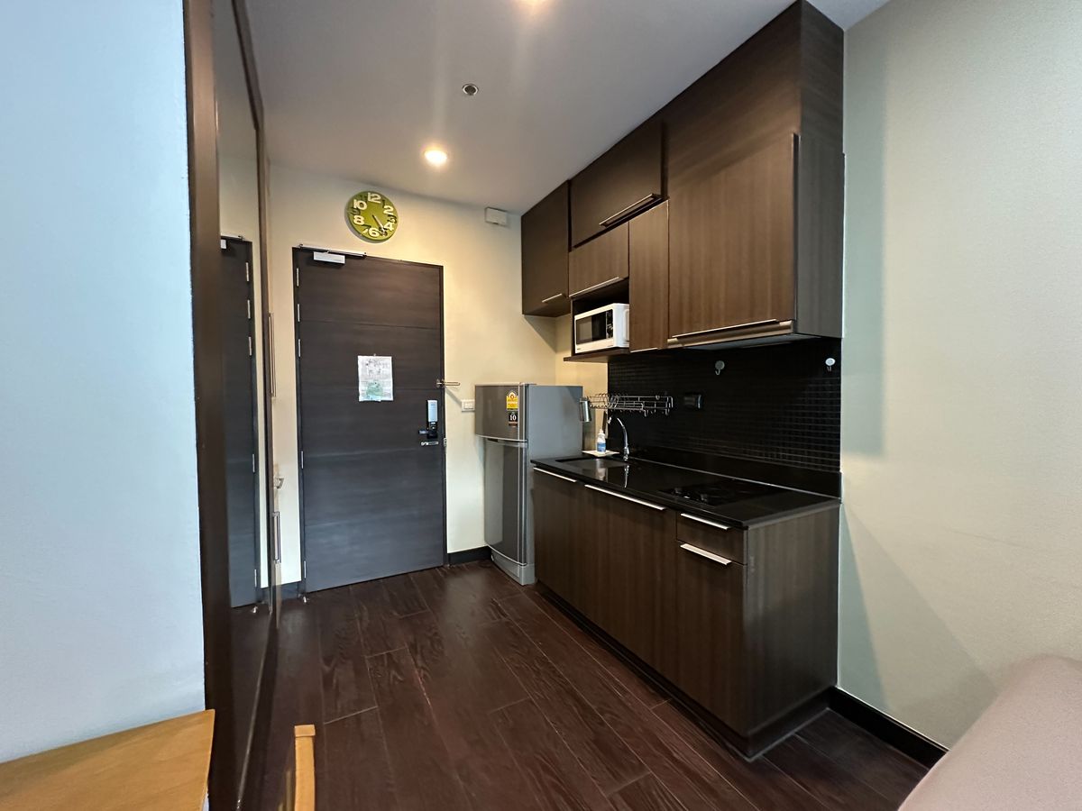 For RentCondoRatchathewi,Phayathai : ✨ Rent IDEO Q Phayathai ✨ 1 bedroom, high -class city, city, convenient to travel in the heart of Bangkok 📍 Ideo Q Phayathai (Ideo Q Phayathai) 🚆 Near BTS Phayathai and Airport Link only 150 meters!  📐 Size 37 sq.m. 🛏 1 bedroom | 🛁 1 bathroom