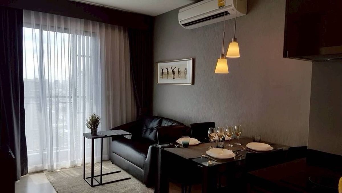 ให้เช่าคอนโดพระราม 9 เพชรบุรีตัดใหม่ RCA : Rhythm Asoke for rent 