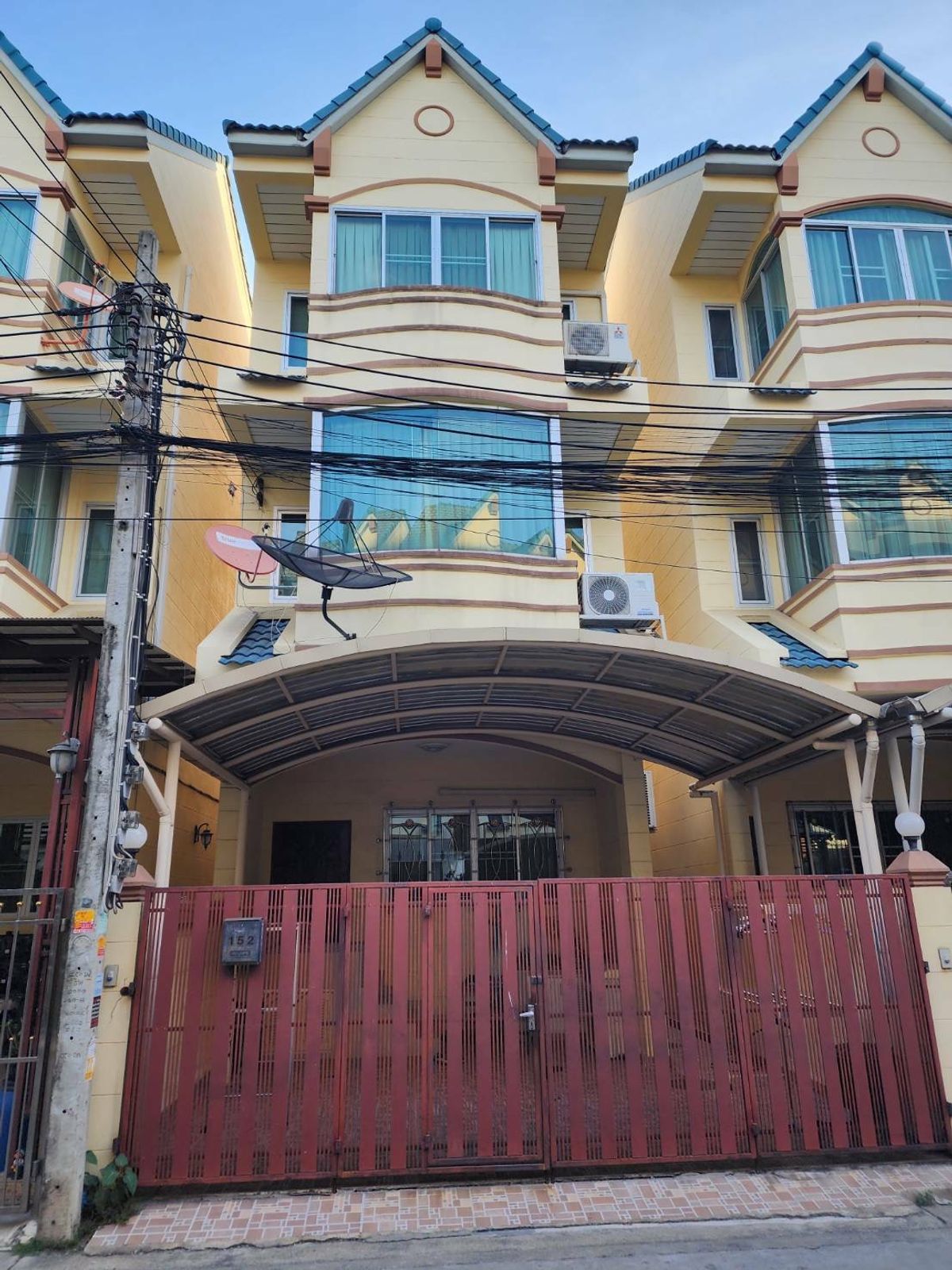 ขายทาวน์โฮมสะพานควาย จตุจักร : บ้านซอยอินทามาระ 17