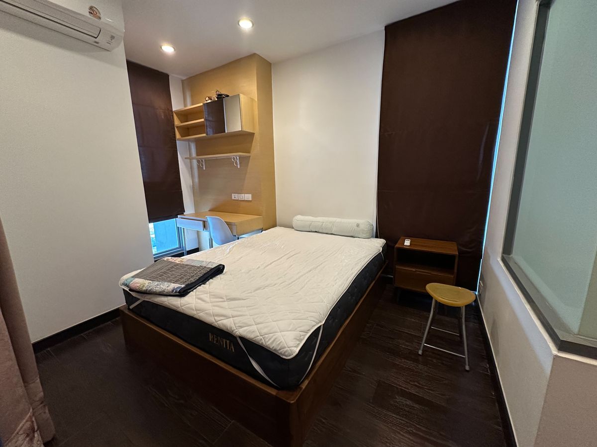 For RentCondoRatchathewi,Phayathai : ✨ Rent IDEO Q Phayathai ✨ 1 bedroom, high -class city, city, convenient to travel in the heart of Bangkok 📍 Ideo Q Phayathai (Ideo Q Phayathai) 🚆 Near BTS Phayathai and Airport Link only 150 meters!  📐 Size 37 sq.m. 🛏 1 bedroom | 🛁 1 bathroom