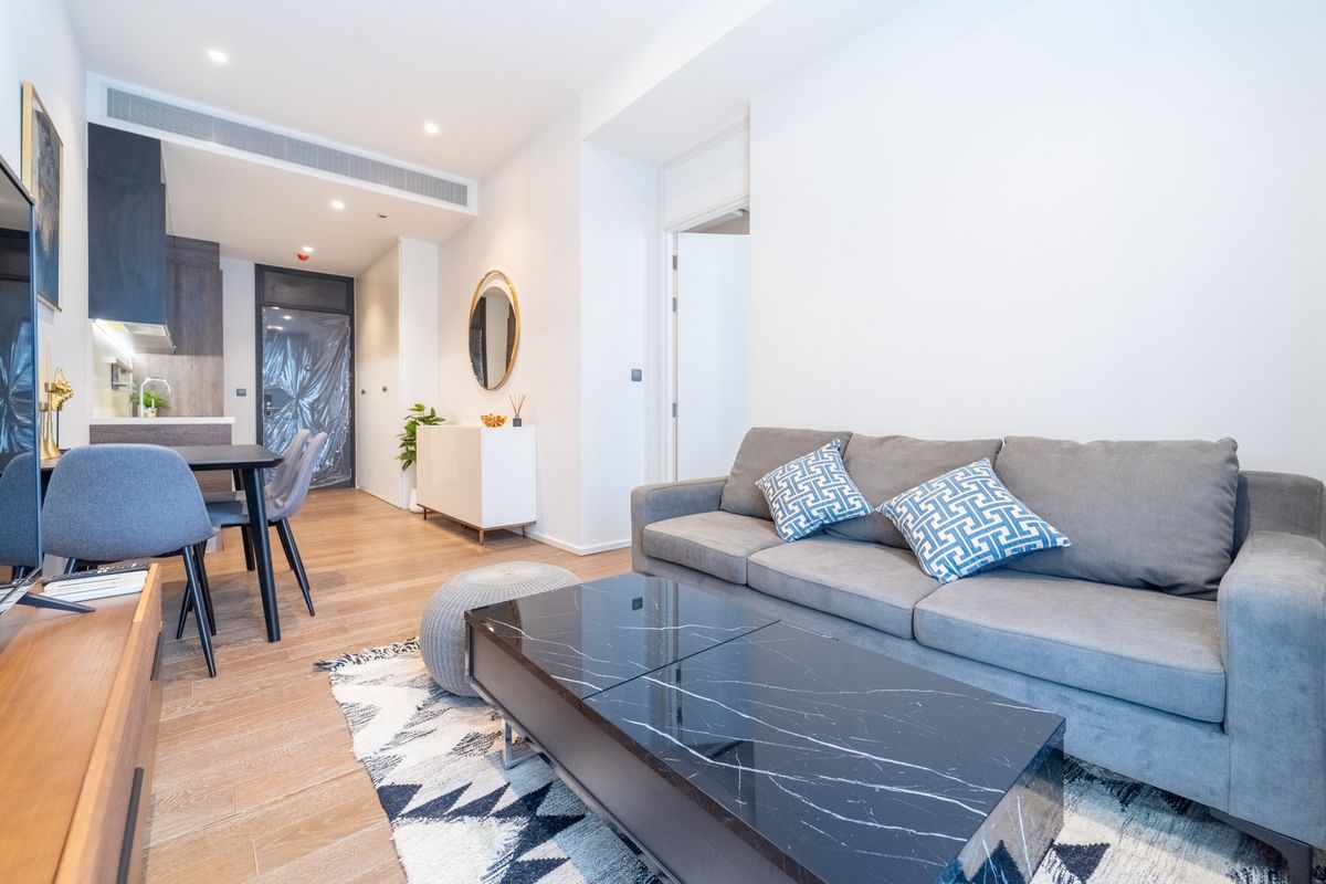 For RentCondoWitthayu, Chidlom, Langsuan, Ploenchit : (For Rent) Muniq Langsuan near the BTS Chidlom BTS, Ploenchit and MRT Lumphini