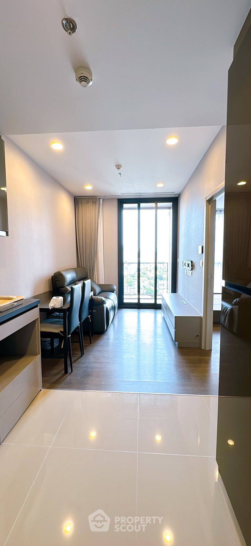 For SaleCondoSukhumvit, Asoke, Thonglor : 1-BR Condo at Oka Haus Sukhumvit 36 near BTS Thong Lor