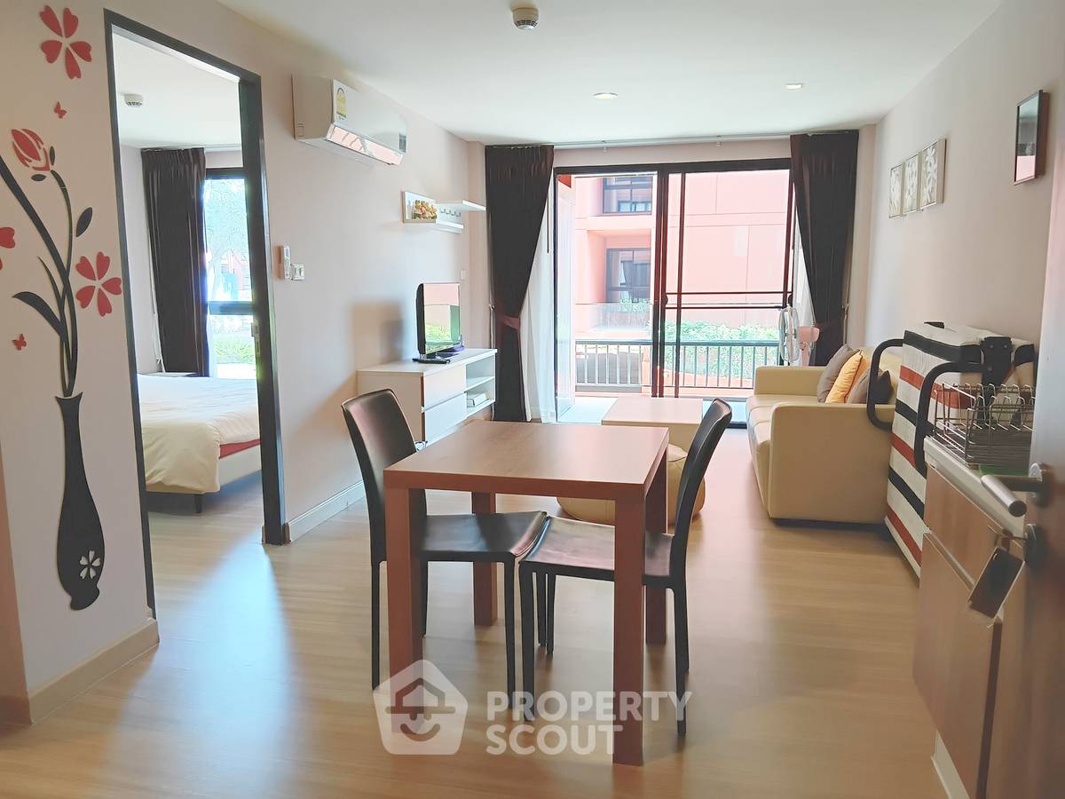 For SaleCondoHuahin, Prachuap Khiri Khan, Pran Buri : 1-BR Condo at Bluroc Hua Hin close to Hua Hin City