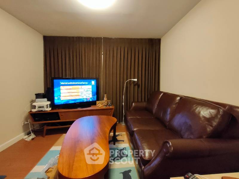 For SaleCondoSathorn, Narathiwat : 1-BR Condo at Condo One X Sathorn - Narathiwat in Chong Nonsi