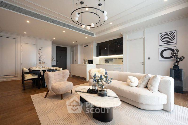 For SaleCondoWitthayu, Chidlom, Langsuan, Ploenchit : 3-BR Condo at Muniq Langsuan near BTS Ratchadamri