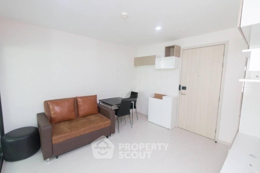 For SaleCondoSathorn, Narathiwat : 1-BR Condo at Condolette Pixel Sathorn near MRT Khlong Toei