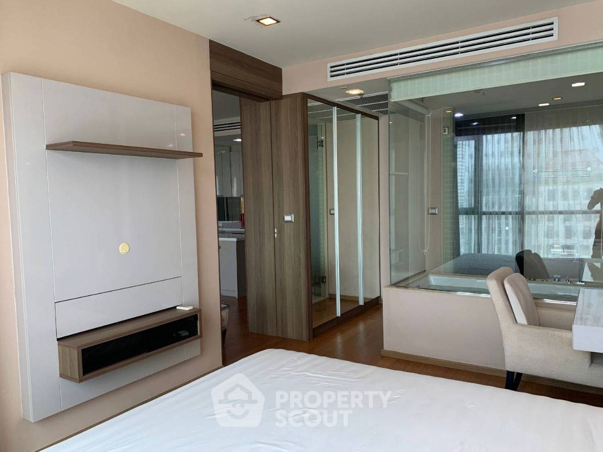 For SaleCondoSathorn, Narathiwat : 1-BR Condo at The Address Sathorn near BTS Saint Louis