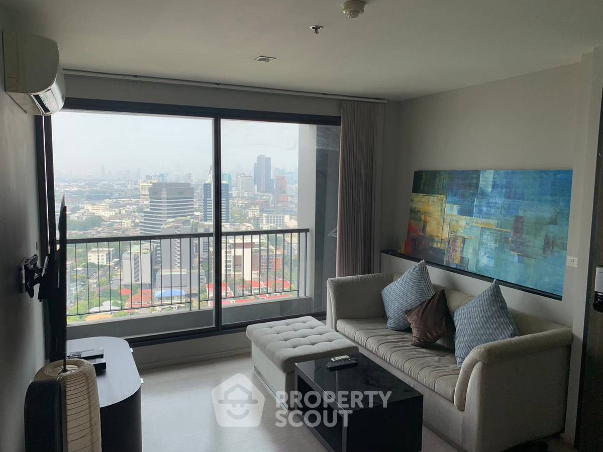 For SaleCondoOnnut, Udomsuk : 2-BR Condo at Rhythm Sukhumvit 44/1 near BTS Phra Khanong