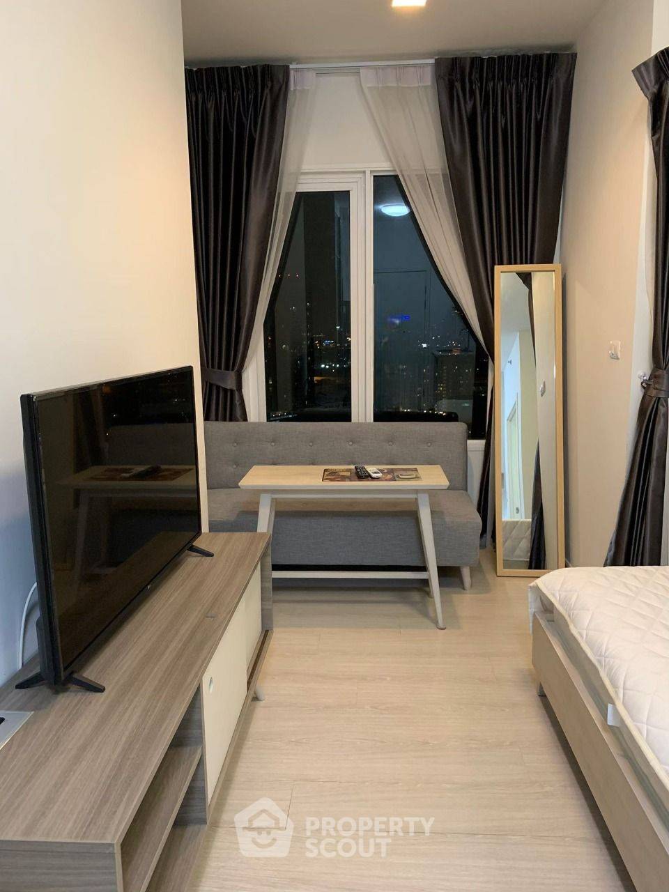 For SaleCondoRatchadapisek, Huaikwang, Suttisan : Studio Condo at Chapter One Eco (Ratchada-HuaiKhwang) near MRT Huai Khwang