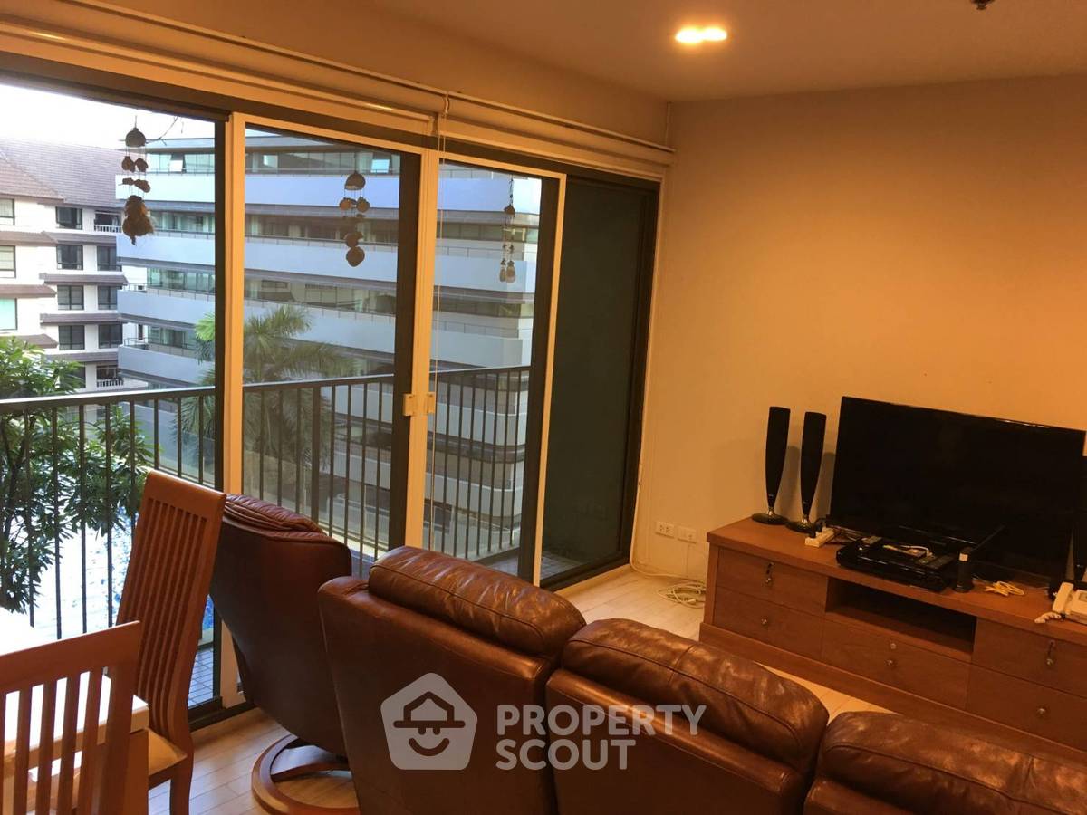 For SaleCondoSukhumvit, Asoke, Thonglor : 2-BR Condo at Noble Solo close to Thong Lo