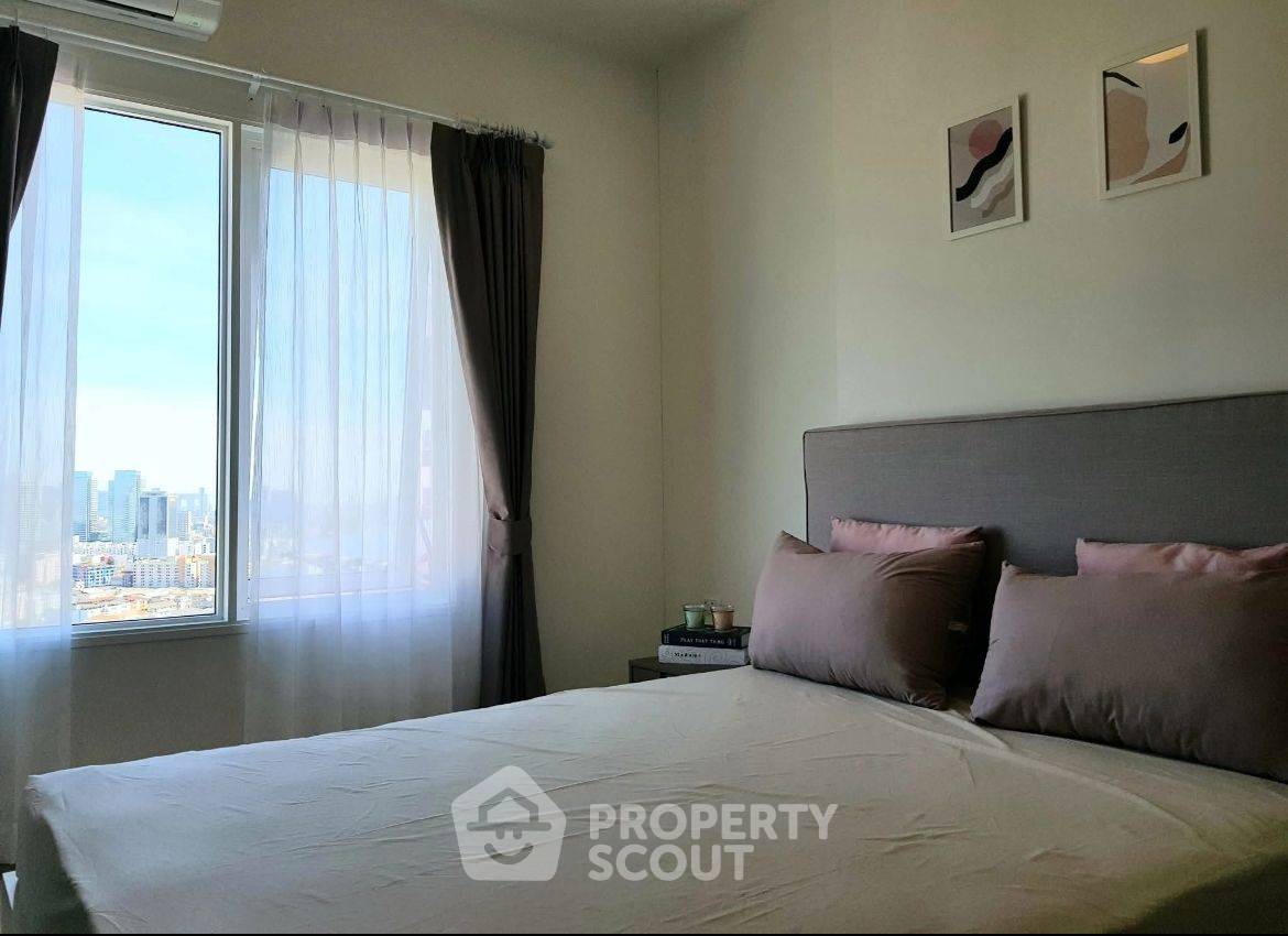 For SaleCondoRatchadapisek, Huaikwang, Suttisan : 1-BR Condo at Chapter One Eco (Ratchada-HuaiKhwang) near MRT Huai Khwang