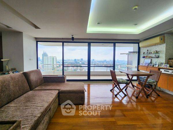 For SaleCondoRattanathibet, Sanambinna : 2-BR Condo at Riverine Place in Suan Yai