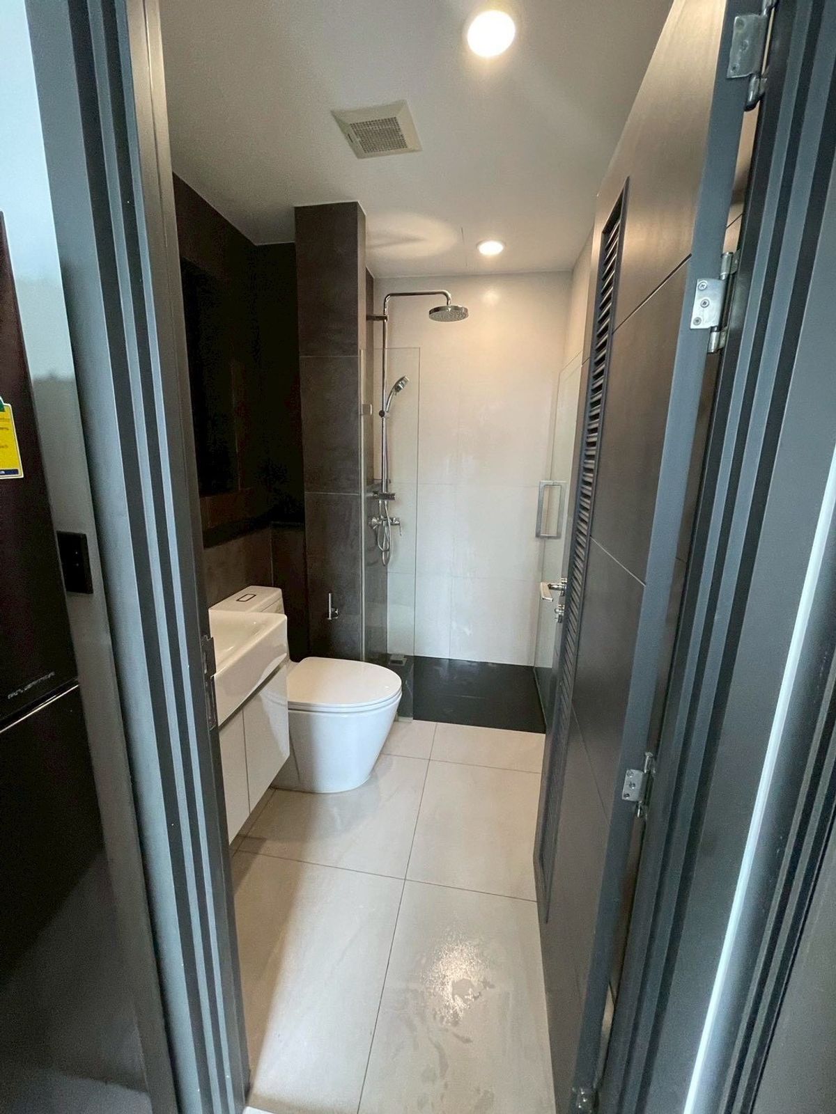 ขายคอนโดปิ่นเกล้า จรัญสนิทวงศ์ :  🔥คอนโด ราคาดี ขายพร้อมผู้เช่า🔥 เออร์บาโน่ ราชวิถี 🚆mrtสิรินธร 300เมตร🚆 คอนโด ใกล้ สะพานซังฮี้ 📍