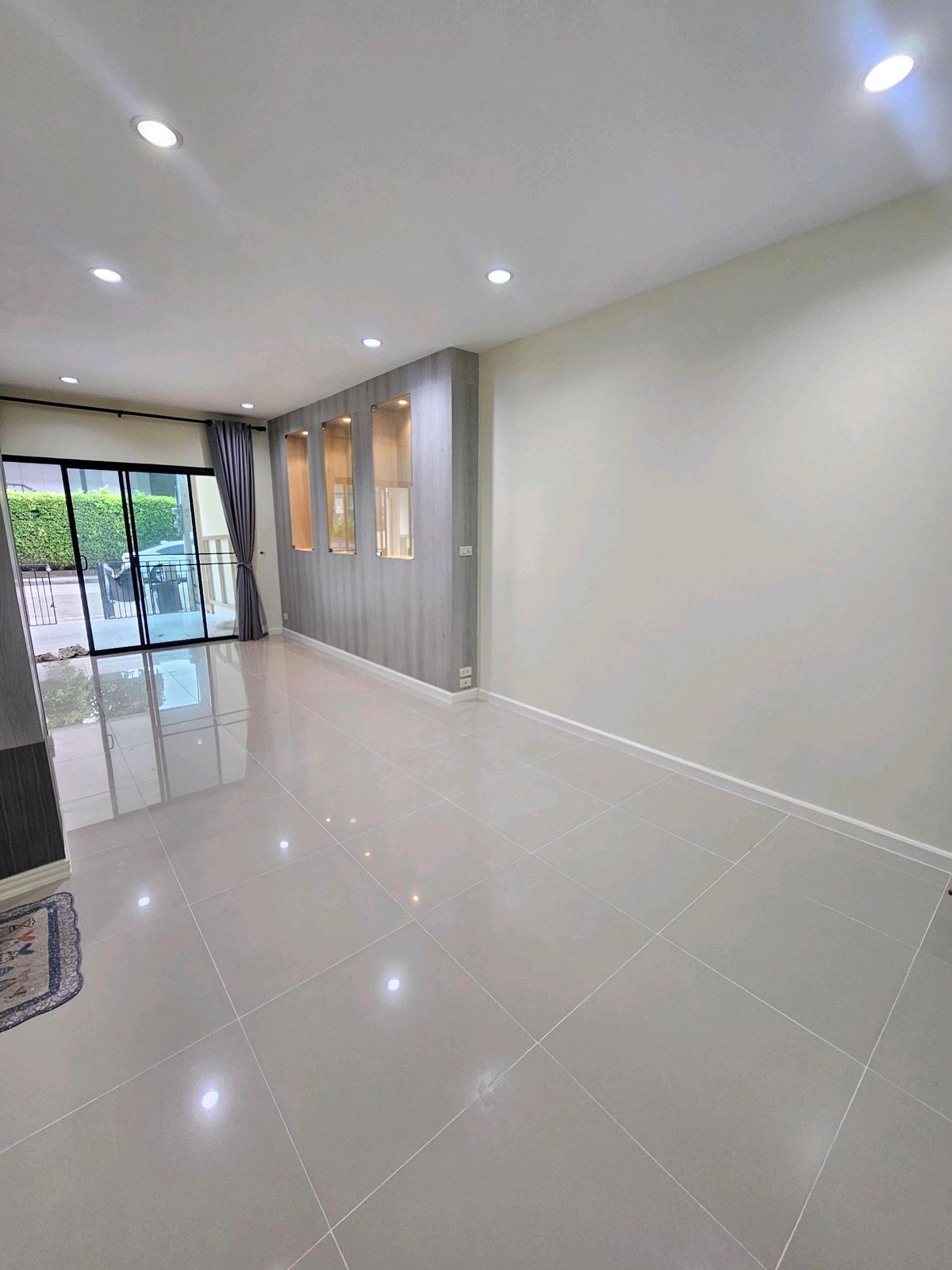 For SaleTownhomePattanakan, Srinakarin : Cheap for sale 📣 4.99 million 3-story townhome, Pasio Srinakarin University-Rama 9, beautiful golf course view ☎️ 094-429-7915 (Ple)