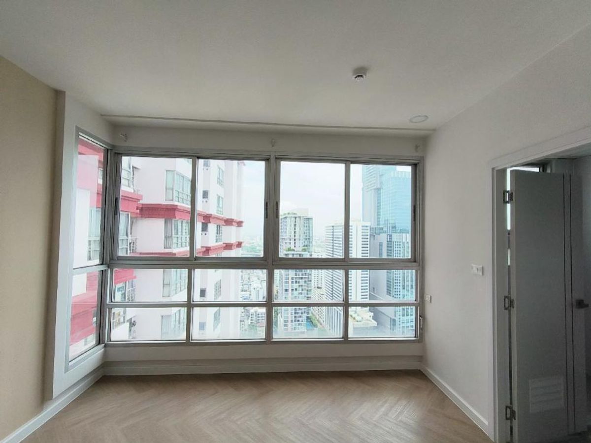 ขายคอนโดราชเทวี พญาไท : Pathumwan Resort【𝐒𝐄𝐋𝐋 & 𝐑𝐄𝐍𝐓】🔥ห้องลุคเรียบคลาสสิก ที่แต่งมาอย่างมีเสน่ห์ทุกองค์ประกอบ🔥  ติดต่อไลน์ไอดี: @hacondo